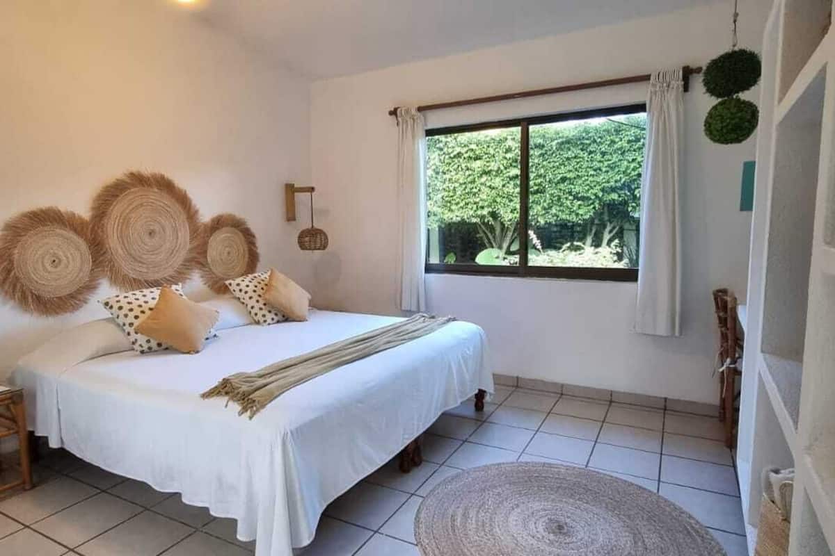 Camera Standard, 1 letto king, vista giardino | Vista dalla camera