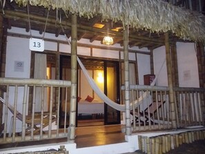 Cabin | Free WiFi, bed sheets