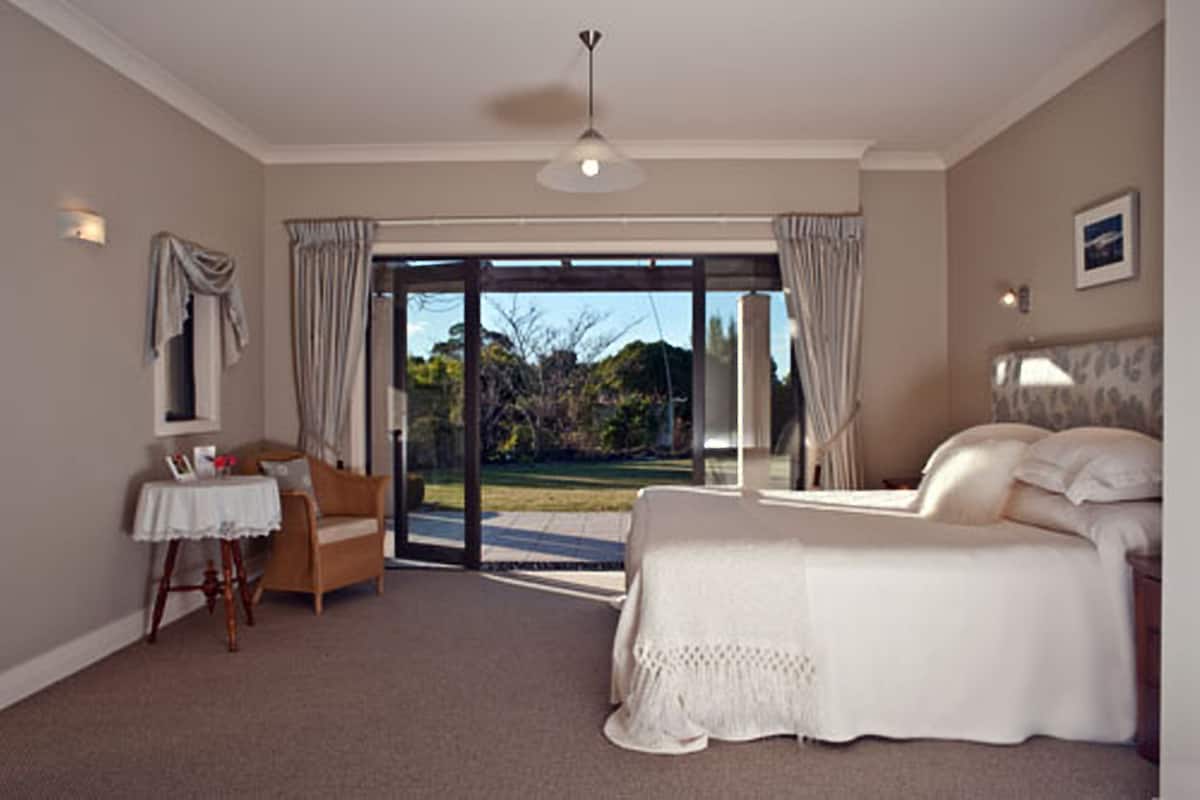 Suite, 1 Schlafzimmer, mit Bad (The Mt Arthur Suite) | Hochwertige Bettwaren, kostenloses WLAN, individuell dekoriert