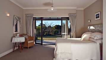 Suite, 1 Bedroom, Ensuite (The Mt Arthur Suite) | Premium bedding, individually decorated, individually furnished