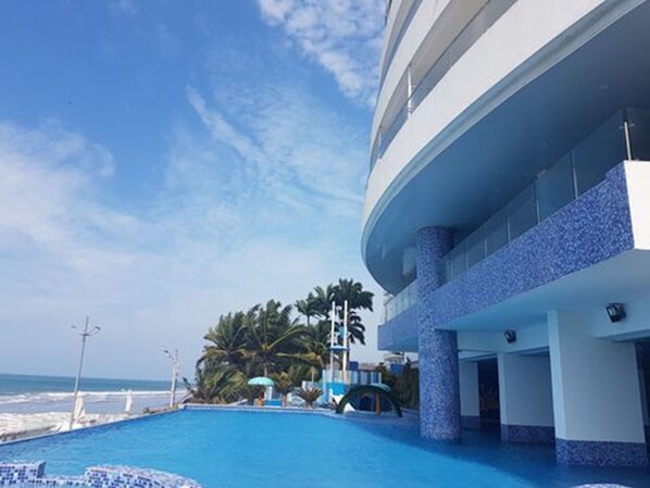 Indoor pool, outdoor pool, open open 24 hours a day, free pool cabanas