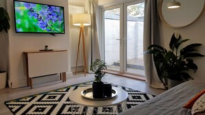 Luksusleilighet | 1 soverom, sengetøy av topp kvalitet, blendingsgardiner og lydisolert