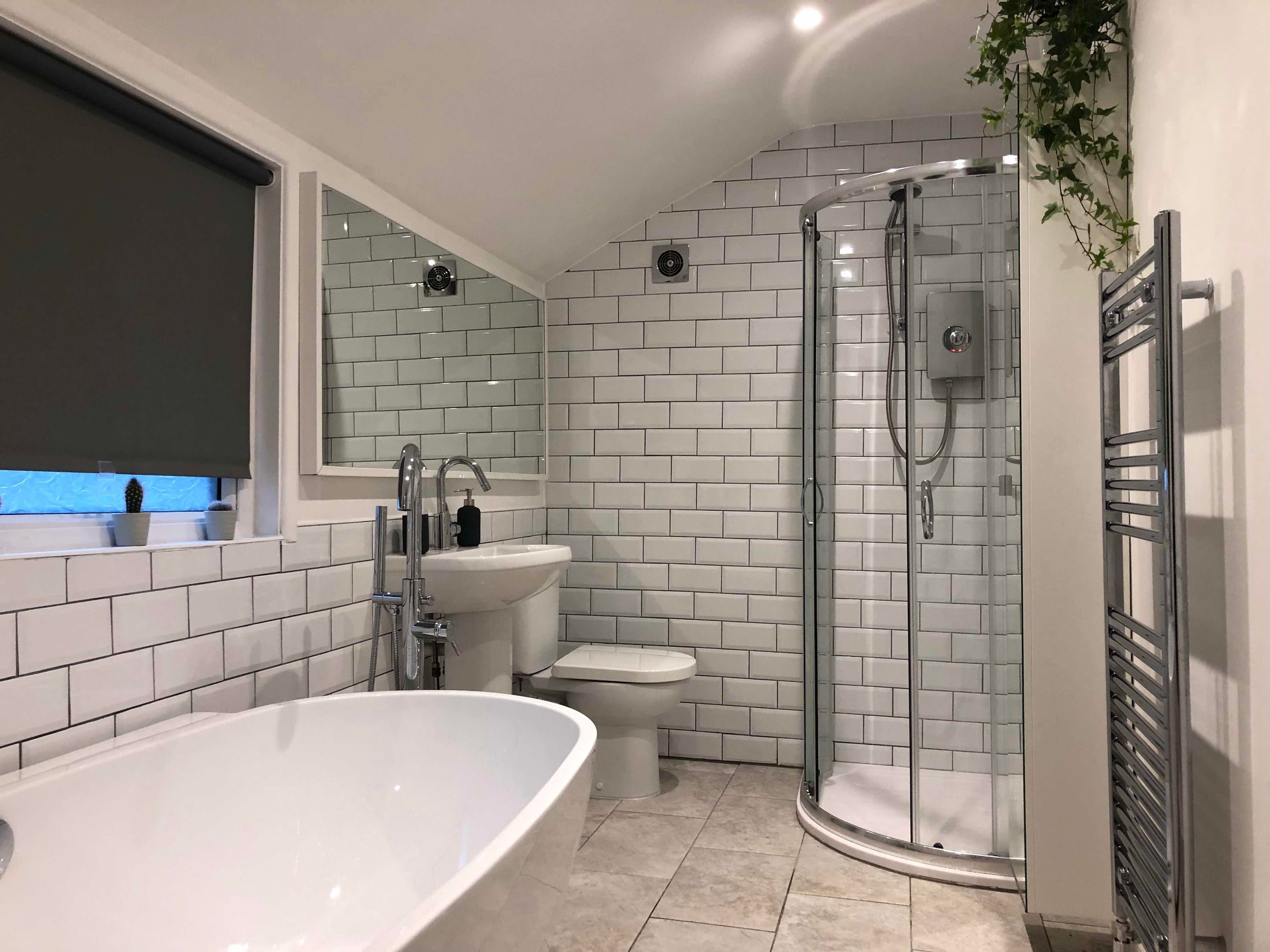 Luxury Apartment | Bathroom