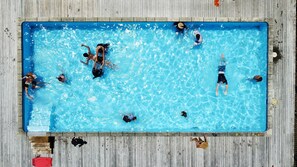 季節性室外泳池