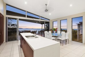 Luxury House, Multiple Beds, Non Smoking | Private kitchen