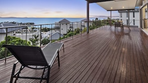 Unclassified image, 5 of 24, button - Whitsunday Views (Airlie Beach)