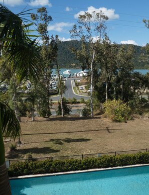 View from property - Le Jarden Vue du Port (Airlie Beach)