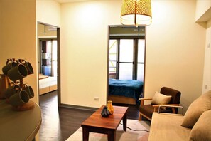 Blackout curtains, soundproofing, wheelchair access