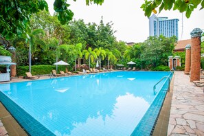 Alberca al aire libre