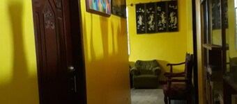 Jack & Claud Bed & Breakfast Guest House