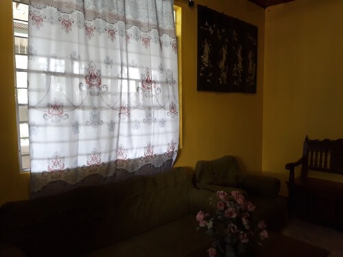 Jack & Claud Bed & Breakfast Guest House