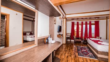 Premium Double or Twin Room, 1 Double Bed, Smoking, Hill View