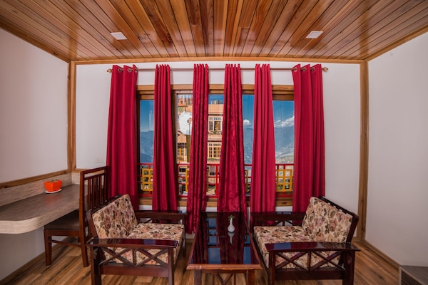 Habitación Premium con 1 cama matrimonial o 2 individuales, 1 cama matrimonial, para fumadores | 1 habitación y ropa de cama de alta calidad