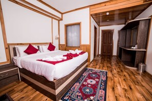 Premium Double or Twin Room, 1 Double Bed, Smoking, Hill View | 1 bedroom, premium bedding, in-room safe, individually decorated - Buddha Retreat (Namchi)