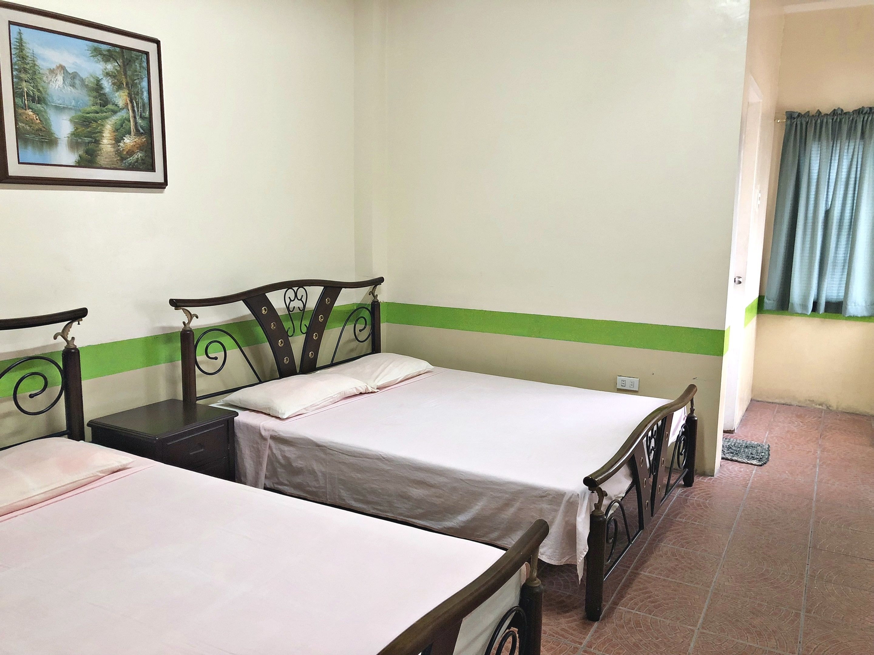 Family Room | Rollaway beds