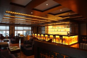 2 bars/lounges - The P L Palace Agra (Agra)