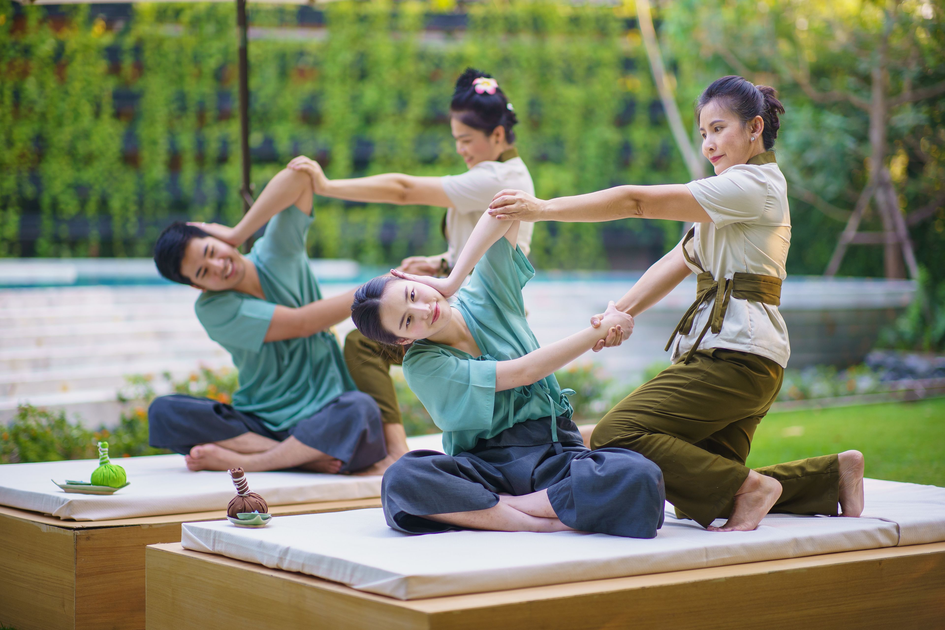 双人护理室、身体护理、芳香疗法、泰式按摩、身体磨砂、按摩服务