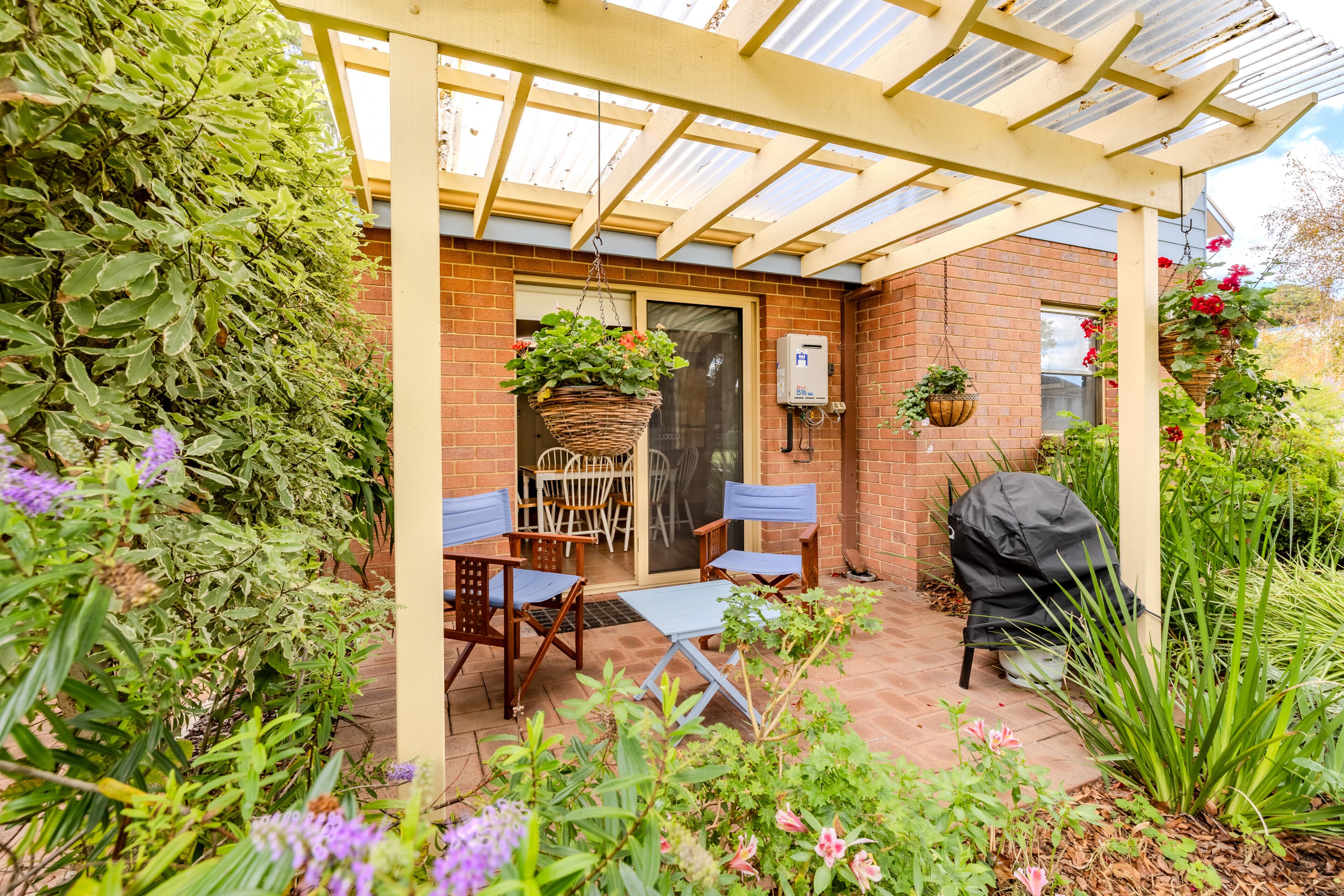 apartment | terrace/patio