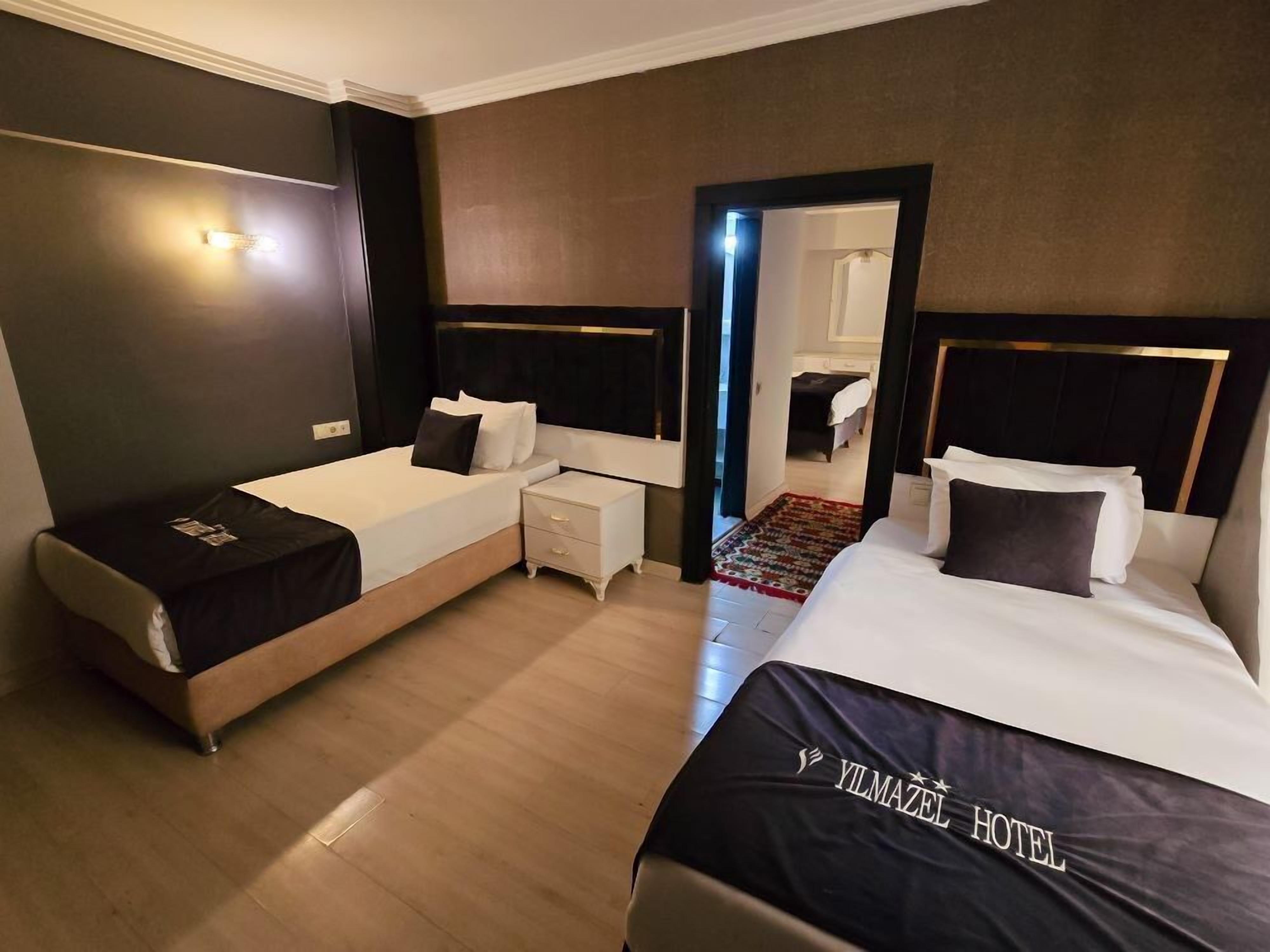 Aile Odasi | Premium bedding, individually decorated, individually furnished, desk