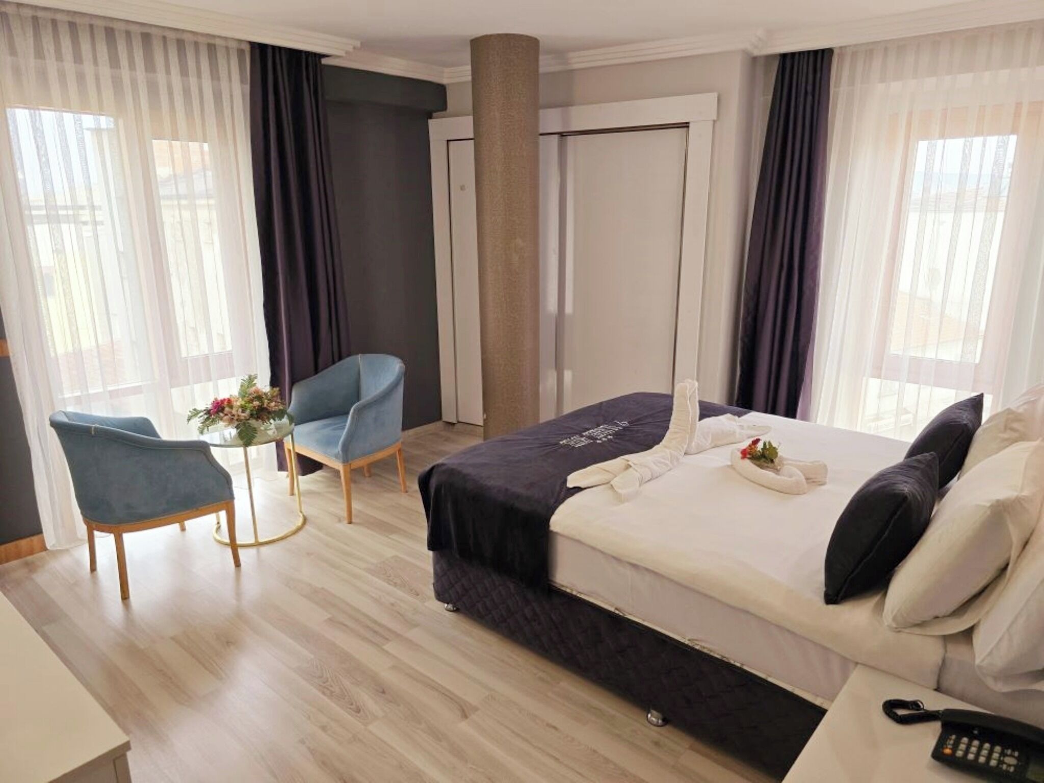 Luxe beddengoed, individueel gedecoreerd, individueel gemeubileerd