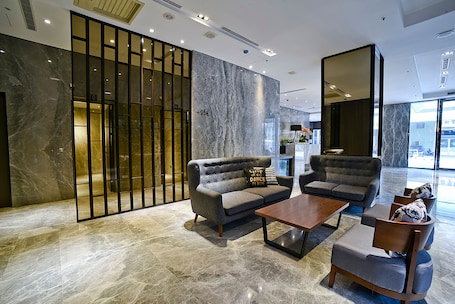 Sala de estar en el lobby