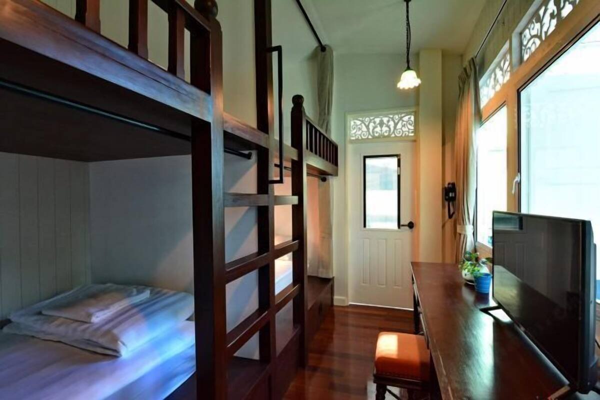 In-room safe, blackout drapes, iron/ironing board, free WiFi