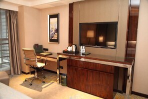 Minibar, in-room safe, desk, blackout curtains - TOTEM ELEGANT HOTELS (Chengdu)