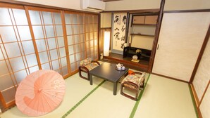 Unclassified image, 5 of 45, button - Kyoto Aya Guest House (Kyoto)