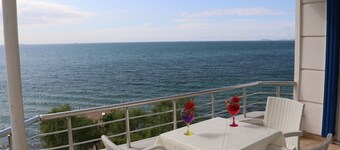 Grand Koru Otel Beach