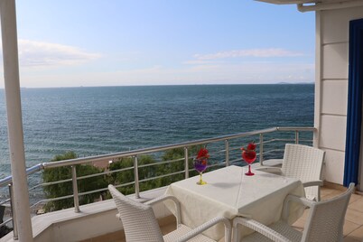 Grand Koru Otel Beach