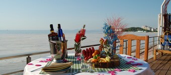 Grand Koru Otel Beach