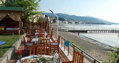 Grand Koru Otel Beach