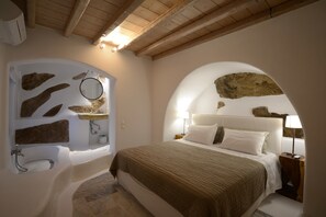Deluxe Villa, 3 Bedrooms, Private Pool | 3 bedrooms, premium bedding, in-room safe, iron/ironing board - Villa Azurite (Mykonos)