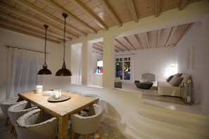 Deluxe Villa, 3 Bedrooms, Private Pool | In-room dining - Villa Azurite (Mykonos)