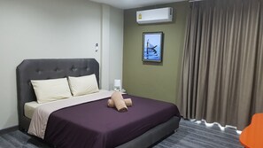 Standard Double Room | Room amenity - Room 18 at PTT Wangchao (K. Wang Chao)