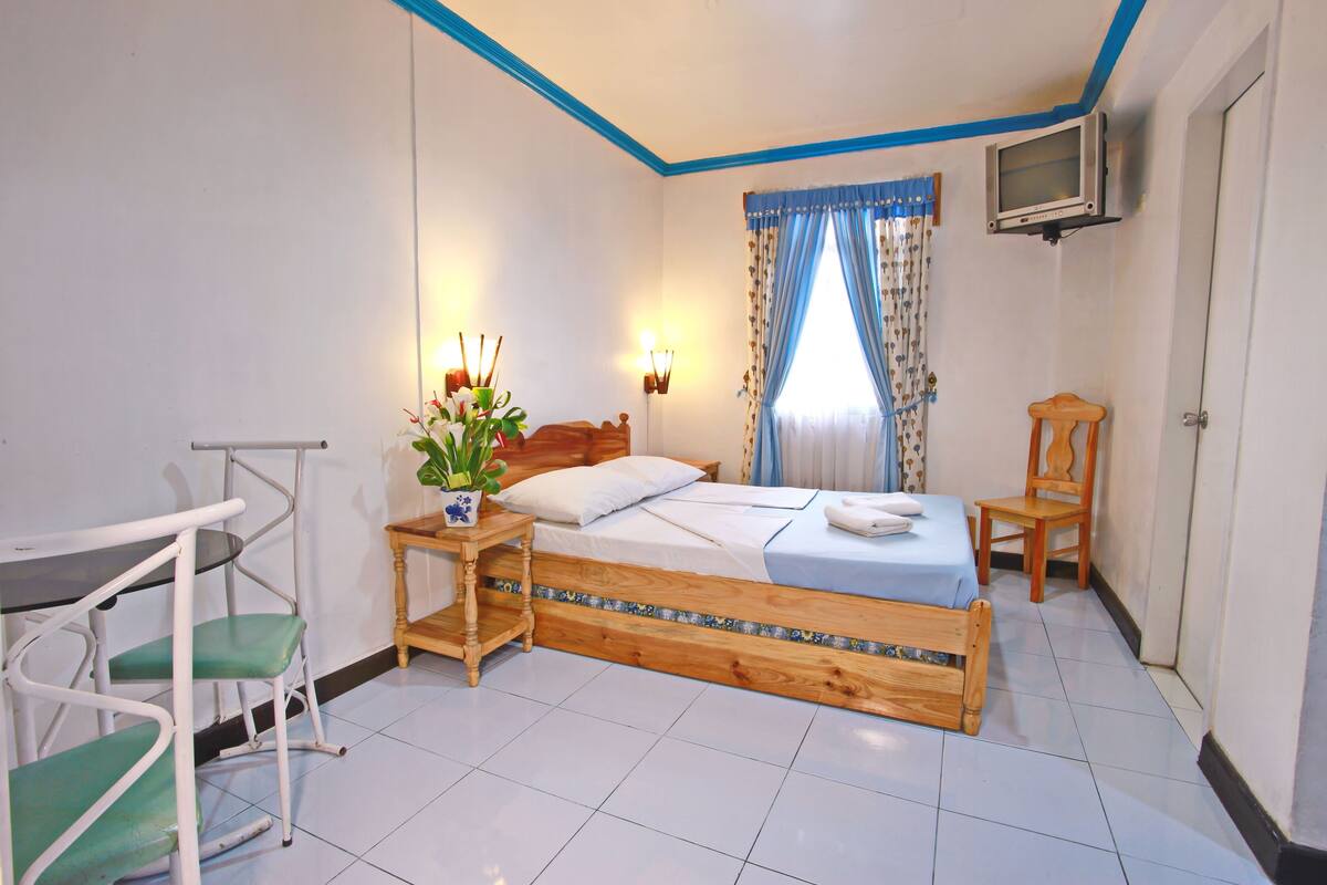 Standard Deluxe Room