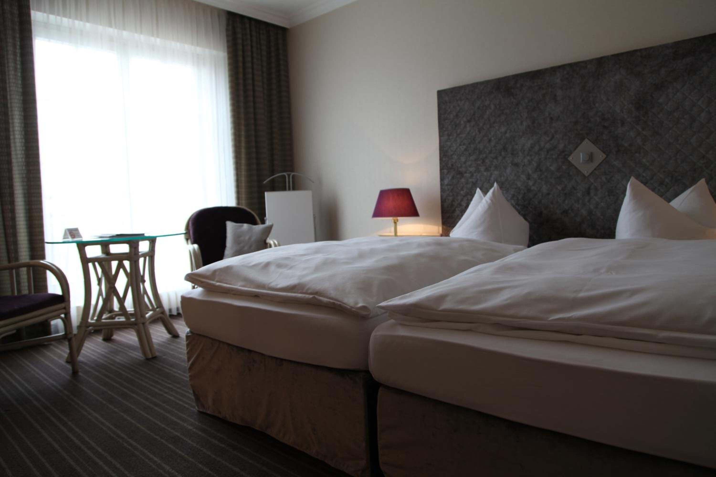 hypo-allergenic bedding, minibar, in-room safe, desk