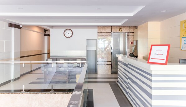 Interior detail - RedDoorz Plus near Lotte Mart D7 (Ho Chi Minh City)