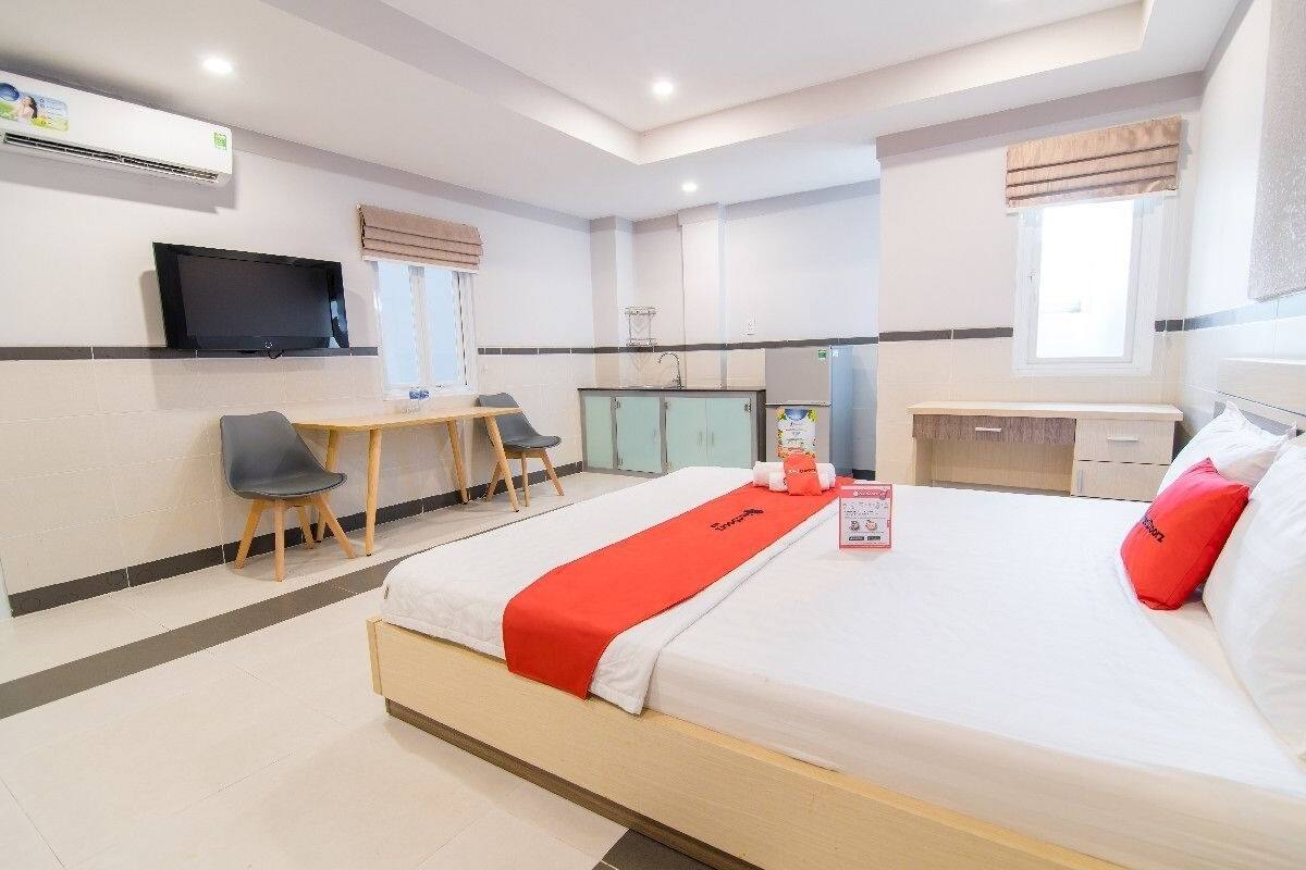 Deluxe Room | Desk, free WiFi