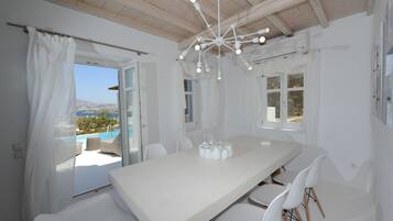 Deluxe Villa, 3 Bedrooms, Private Pool | In-room dining