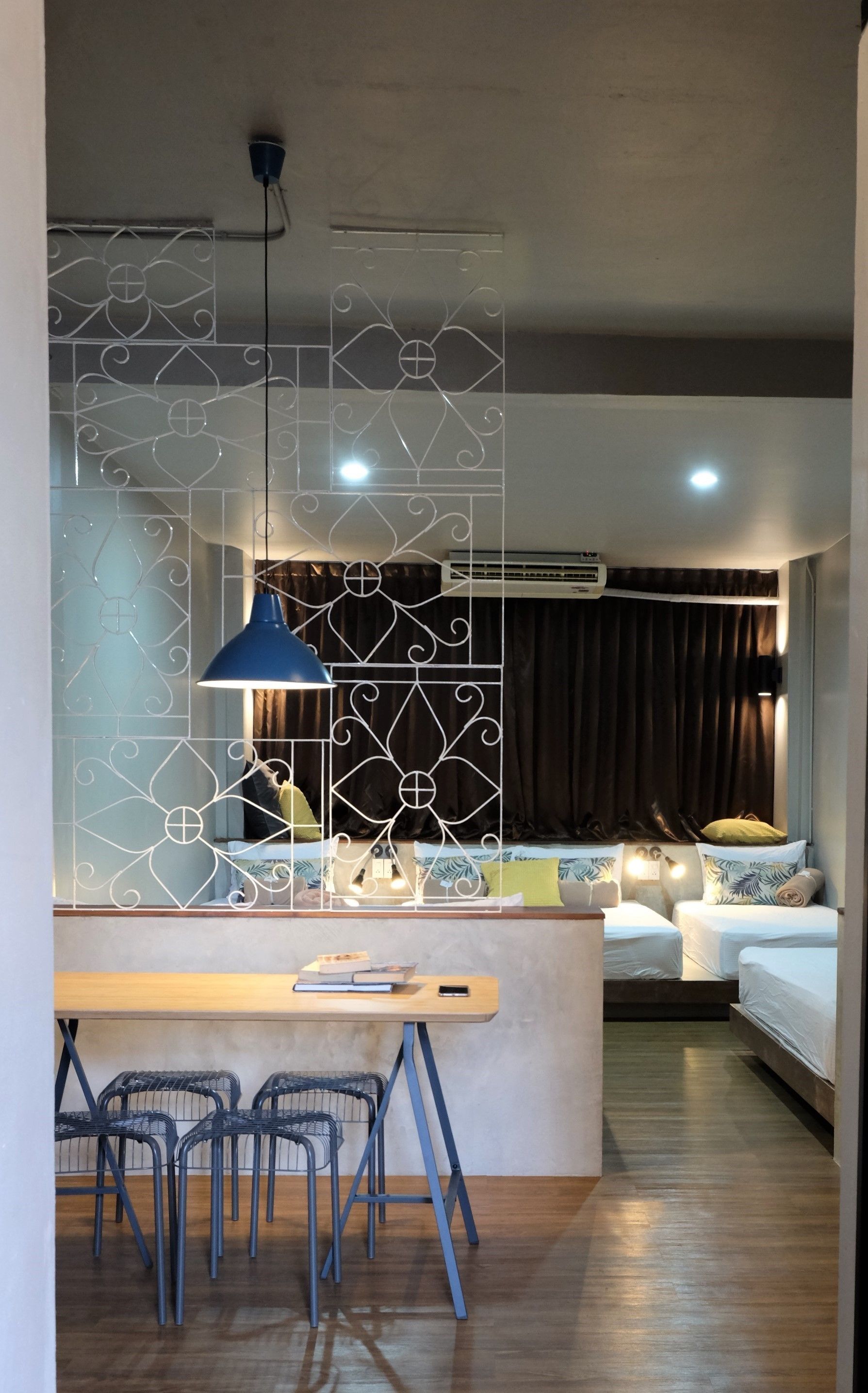 private room for 7 persons (3rd floor - no lift) | free wifi