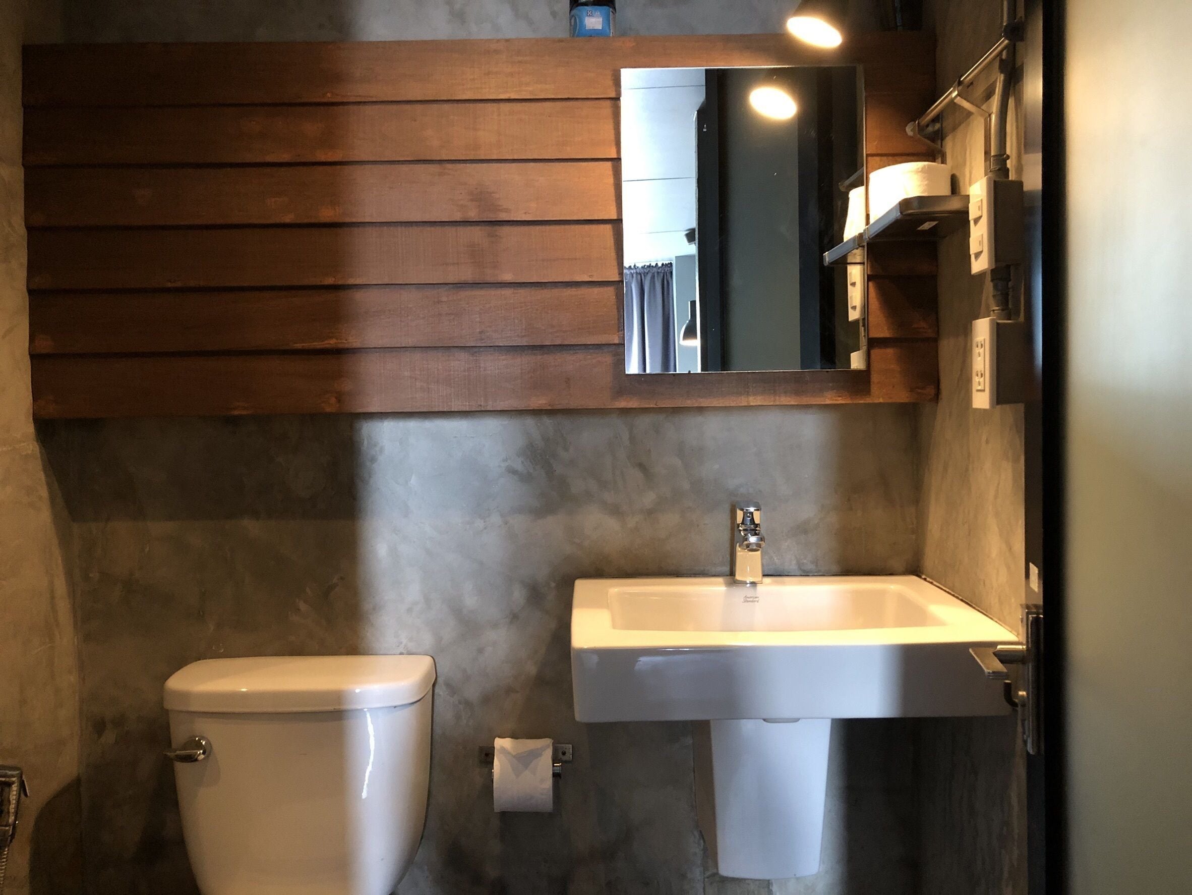 twin room | free wifi