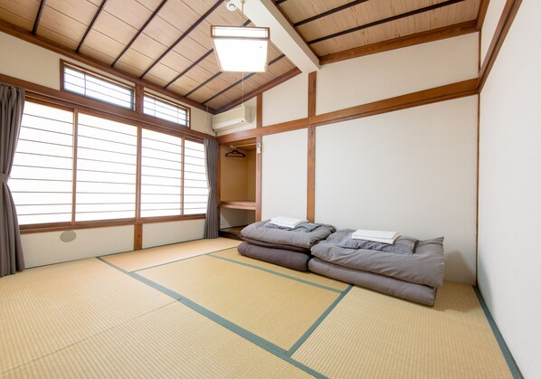 Private Twin Room