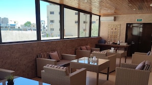 Living area - Black Iris Hotel (Madaba)