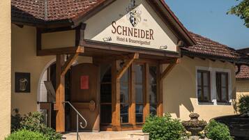 Entrada de la propiedad