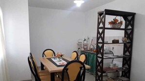 Căn hộ Tiêu chuẩn, 1 phòng ngủ, phòng tắm riêng | Khu phòng khách