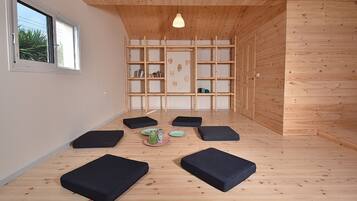 Appartement Design, 1 chambre | Coin séjour | Télévision à écran plat