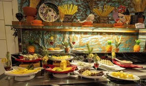 Free daily buffet breakfast - Grand Ani Hotel (Kars)