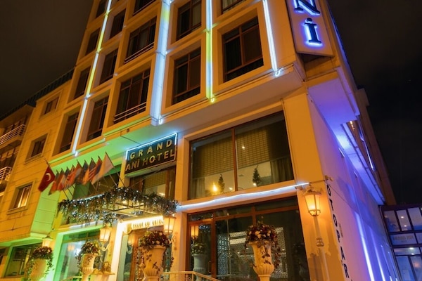 Kiến trúc tòa nhà