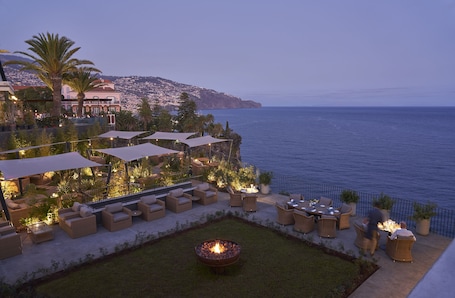 Les Suites at The Cliff Bay, by PortoBay